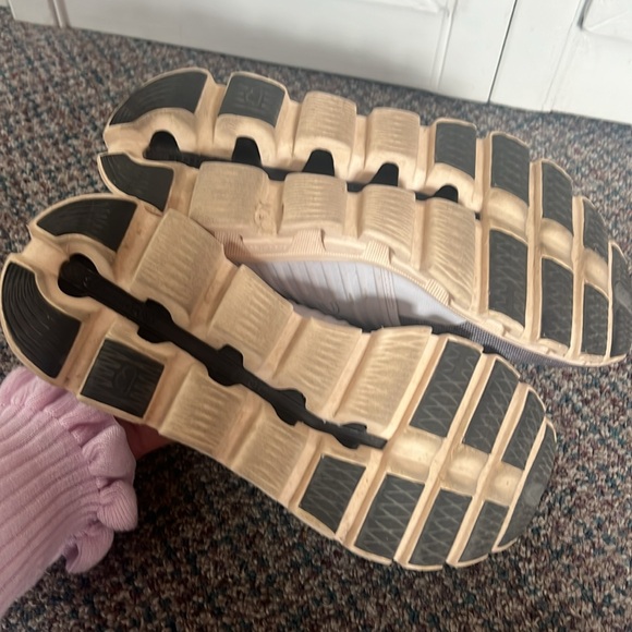 On Cloud Cloudswift Running Shoes size 10 - Picture 7 of 7